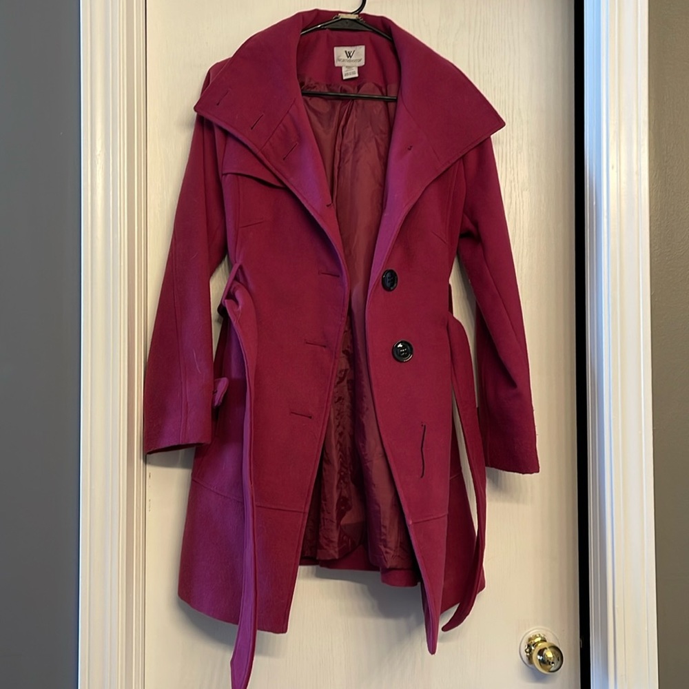 Ladies Raspberry Worthington pea coat size small. Missing last black button